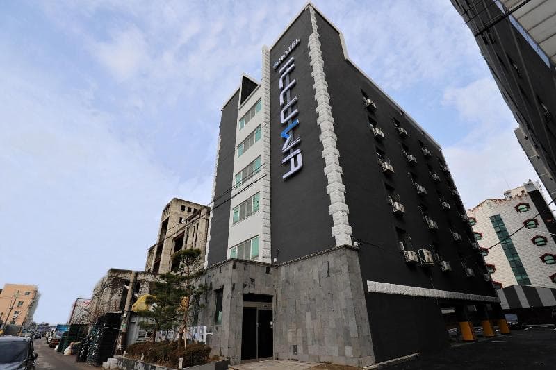Hotel Illuwa photo 1