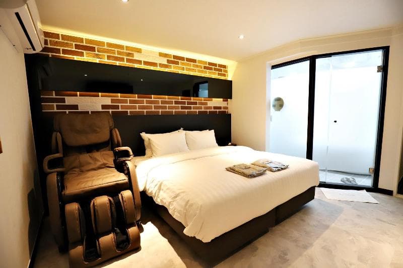 Hotel Illuwa 5