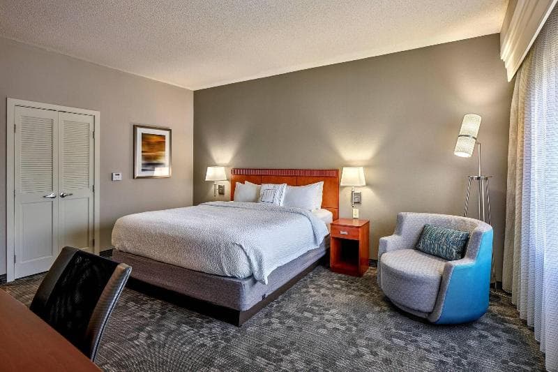 Courtyard By Marriott Philadelphia Langhorne 4