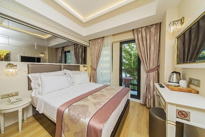 Grand Naki Hotel 5