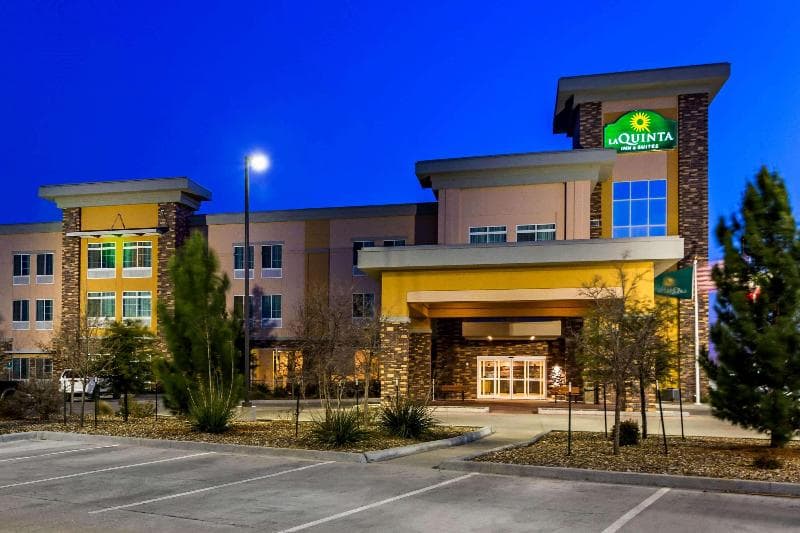 La Quinta Inn & Suites by Wyndham Monahans 4