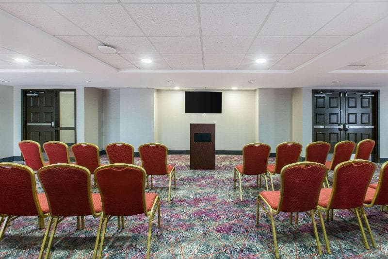 La Quinta Inn & Suites by Wyndham Goodlettsville - Nashville main