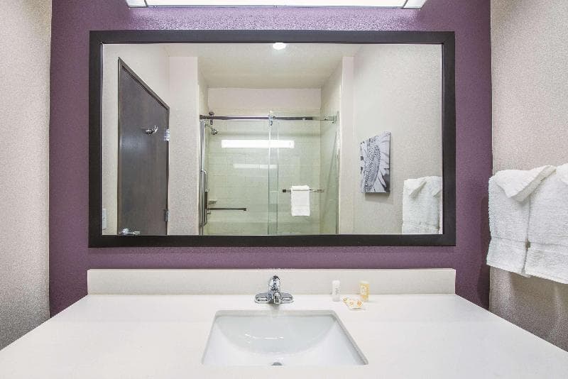 La Quinta Inn & Suites by Wyndham Enid 5