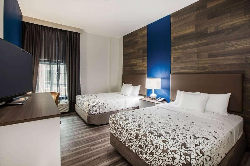 La Quinta Inn & Suites by Wyndham Owasso 4