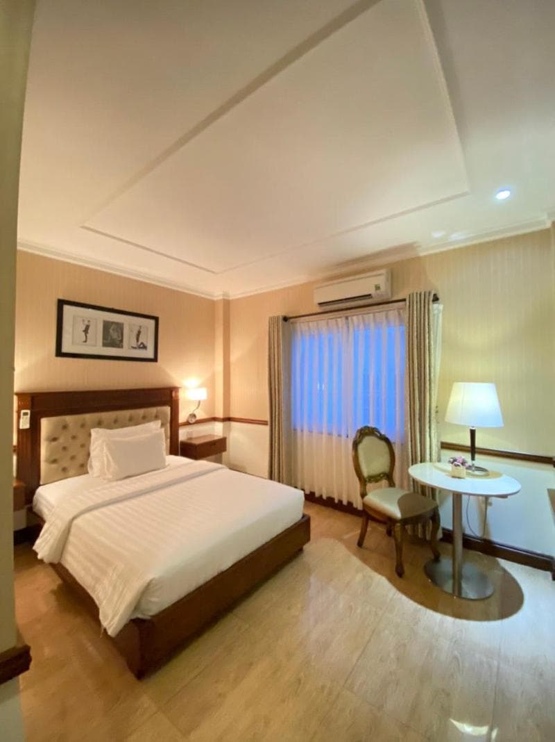 Central Hotel And Residences main