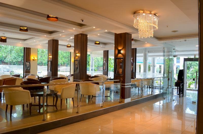 Grand Royal Swiss Hotel 4