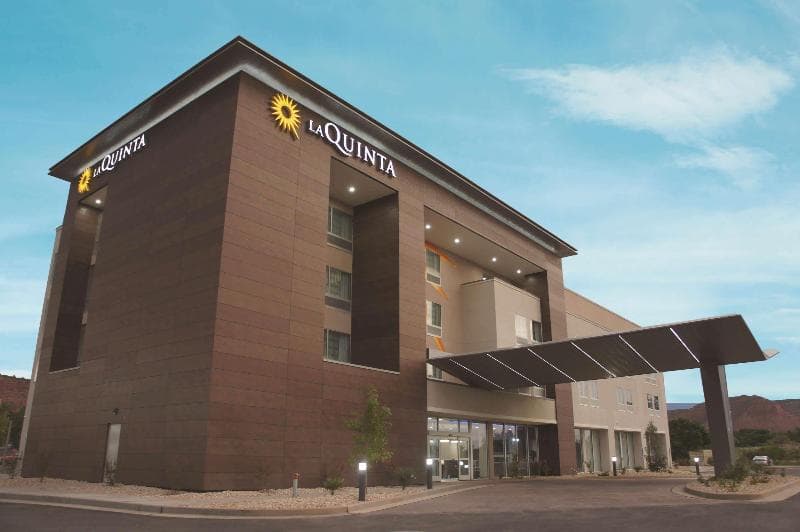 La Quinta Inn & Suites by Wyndham Kanab photo 1