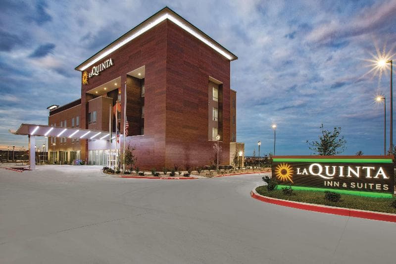 La Quinta Inn & Suites San Marcos Outlet Mall 1