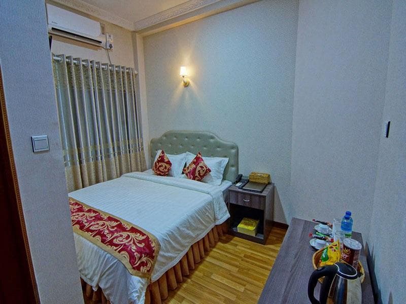 Tiger One Hotel main