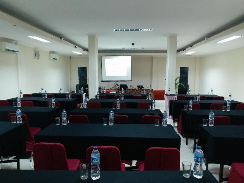 Pia Hotel Cirebon photo 1