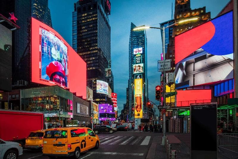 La Quinta Inn & Suites by Wyndham Times Square South 3