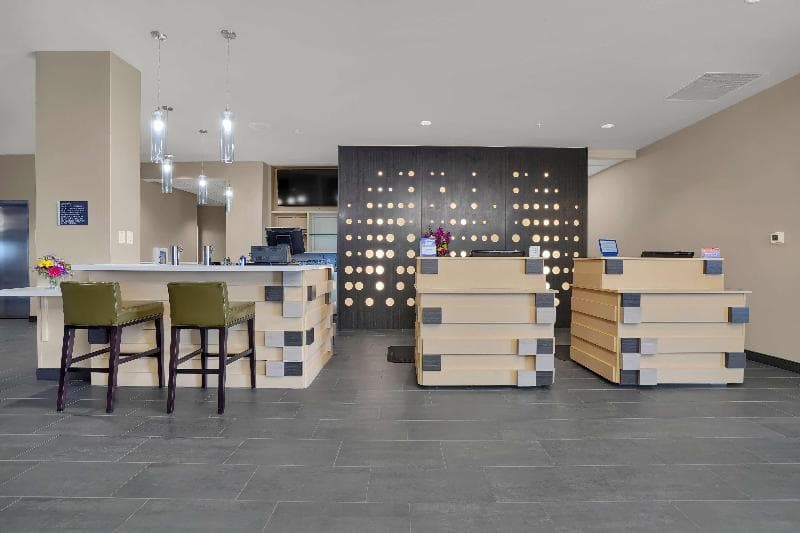 Best Western Plus Executive Residency Phoenix North Happy Va 5