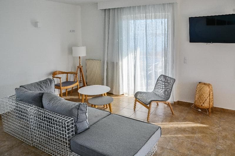Pharos Apartments photo 1