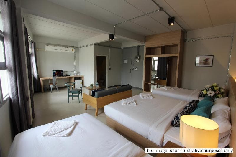 Rajthani Hotel photo 1