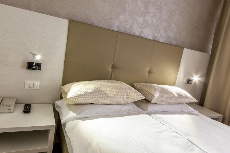 Hotel Touring 4