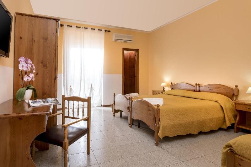 Hotel La Perla 3