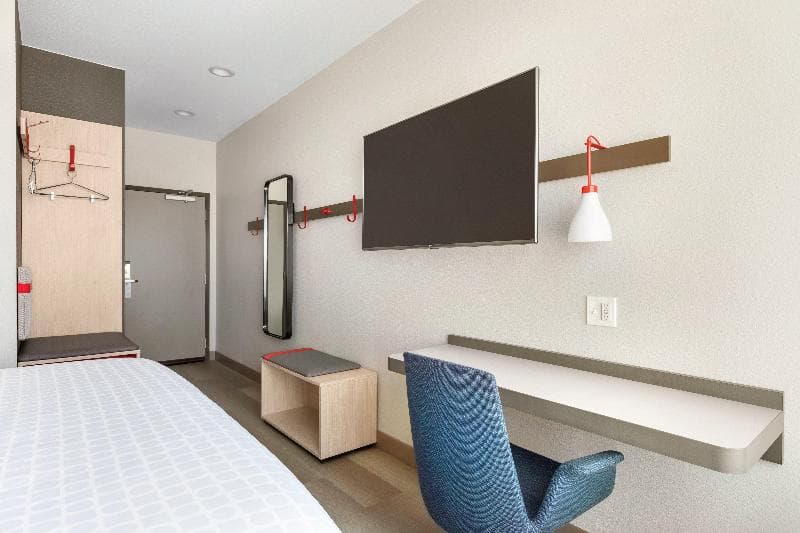 Avid Hotel Midland 2