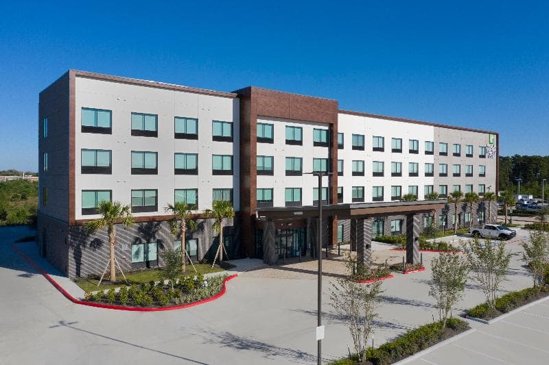 Holiday Inn Exp & Sts Houston North - Woodlands 2