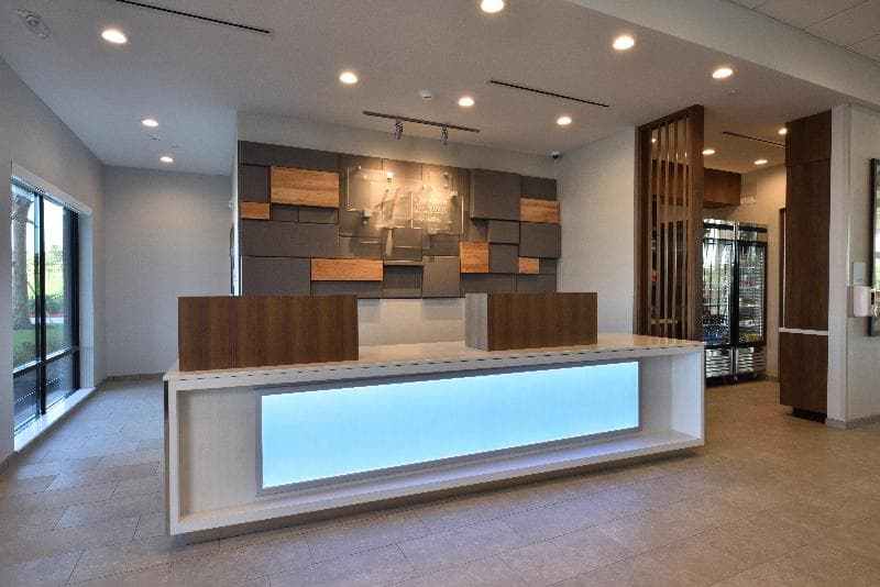 Holiday Inn Exp & Sts Houston North - Woodlands 4