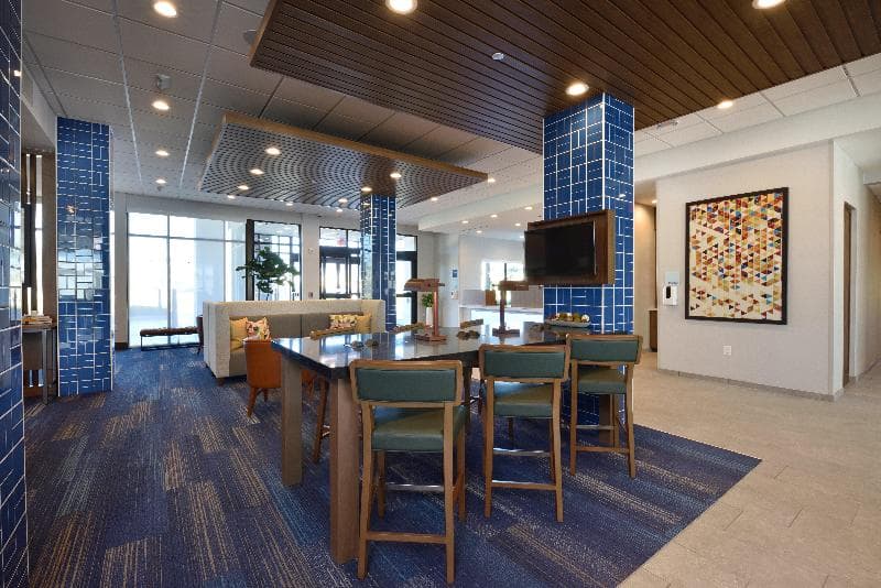 Holiday Inn Exp & Sts Houston North - Woodlands 5