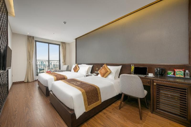 Cosmos Hotel 4