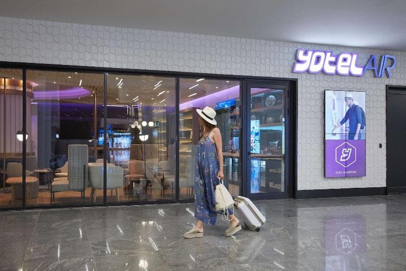 YOTEL Istanbul Airport (Landside) 4