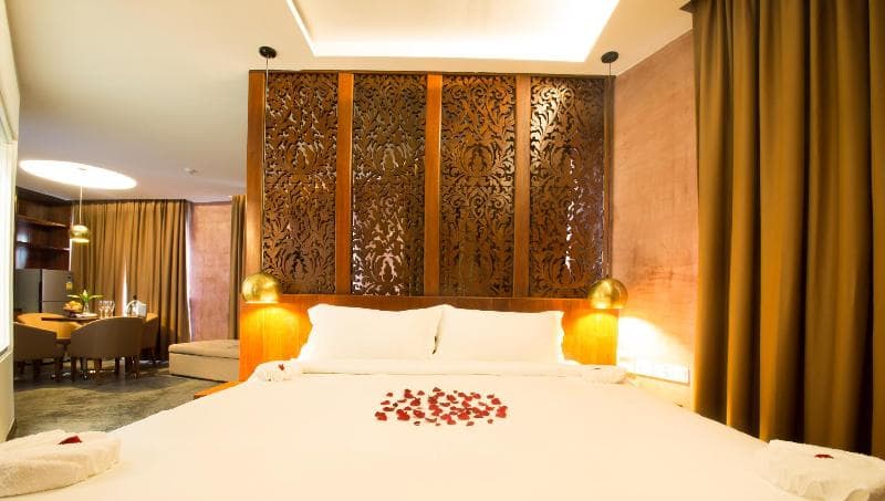 Almond Hotel Bassac River 4