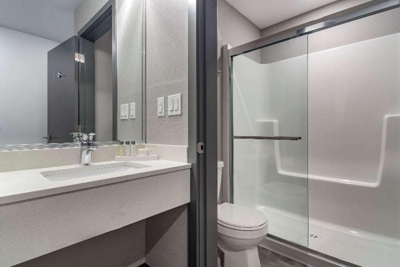 The Hue Hotel Ascend Hotel Collection 5