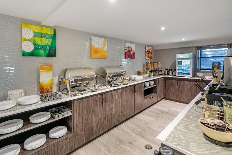 Quality Inn Centre Ville 5