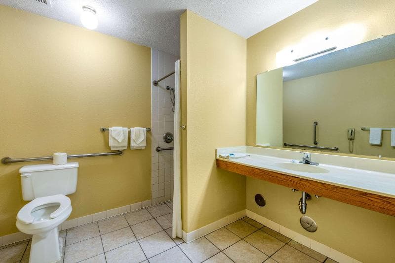 Rodeway Inn Milaca 4