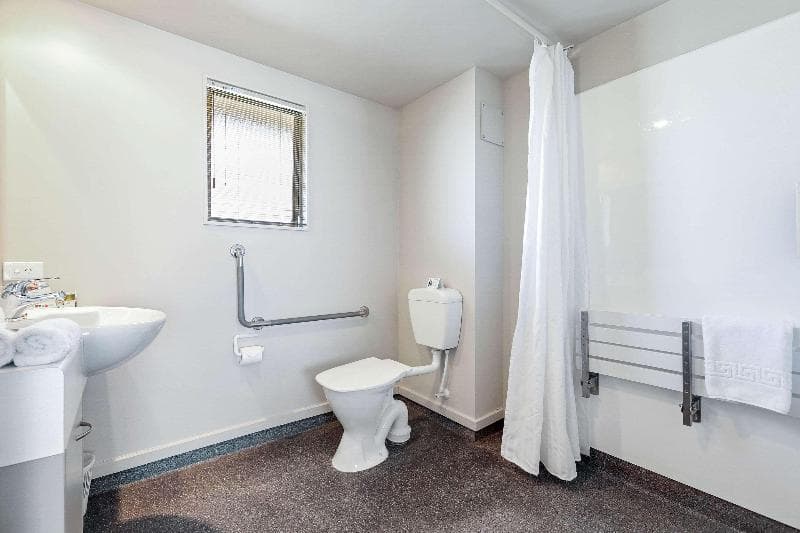 Quality Suites Ashburton 2