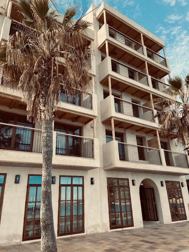 Nomad Xabia Port 5