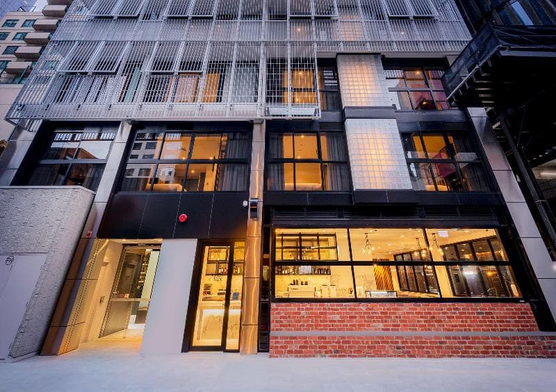 Brady Hotels Jones Lane 4