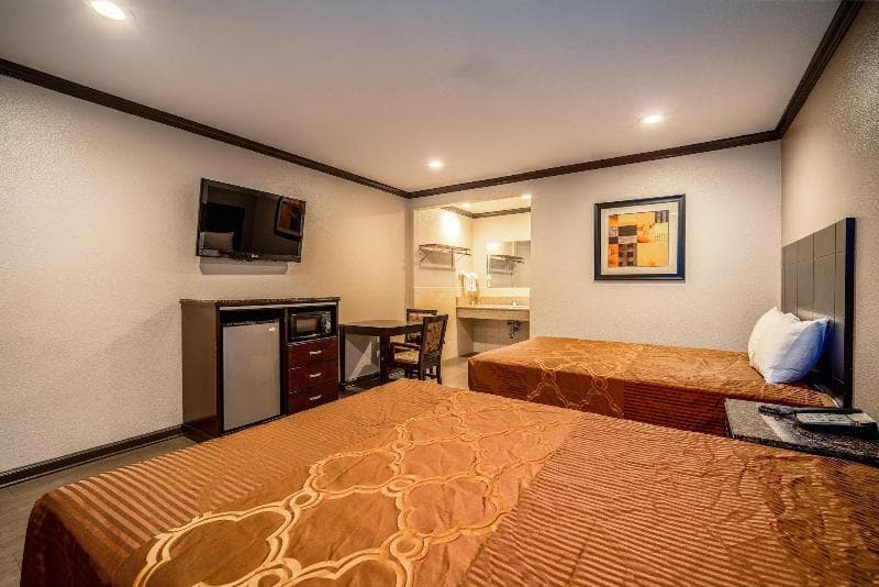 Oak Park Motel 3