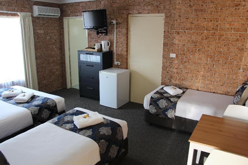 Motel 359 4