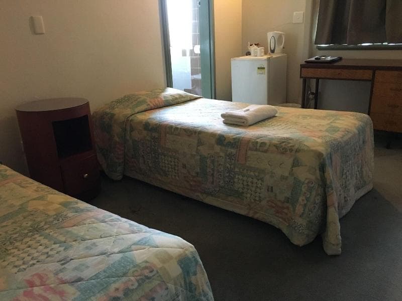 Amaroo Hotel 4