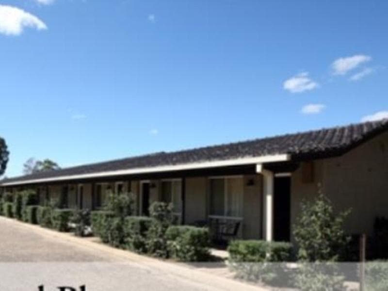 Burringa Motel 5