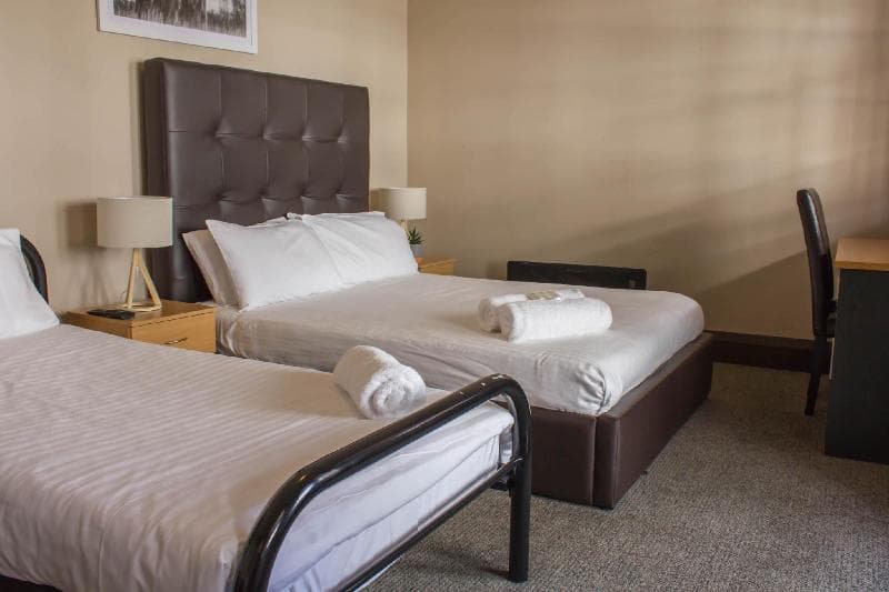 Campsie Hotel 4