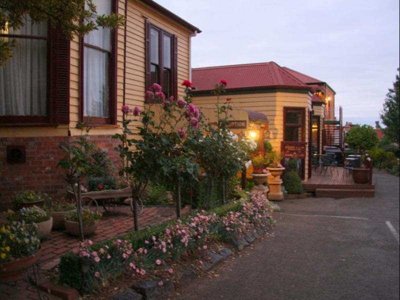 Central Springs Inn 3