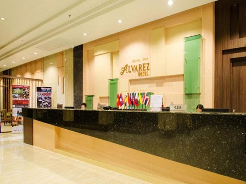 Alvarez Hotel 5