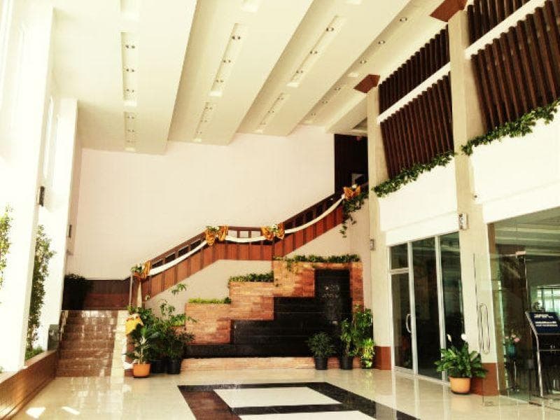 Sinkiat Buri Hotel 4