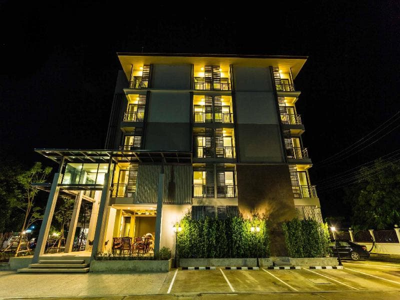 Qoo Hotel main