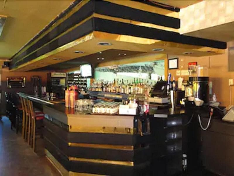 Town & Country Inn 2
