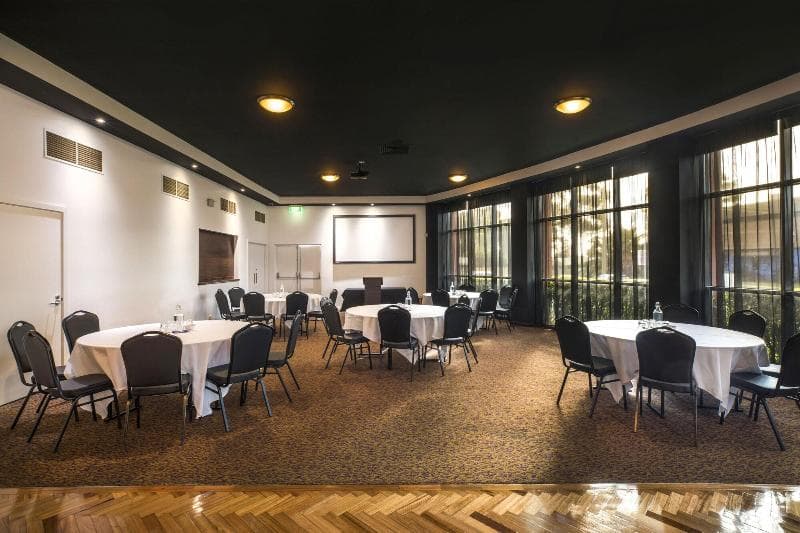 Seaford Hotel main