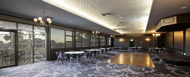 Nightcap At Skyways Hotel photo 1