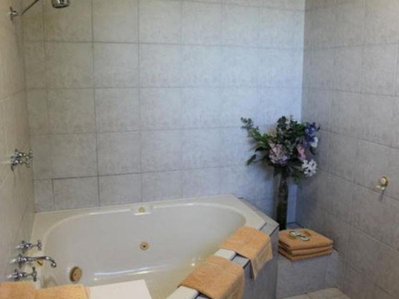 Melaleuca Lodge photo 1