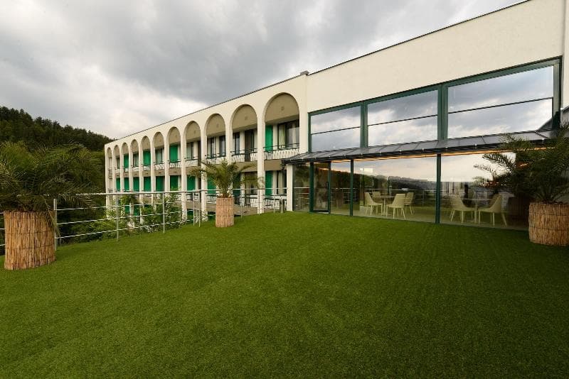 Park Hotel Raya Garden 5