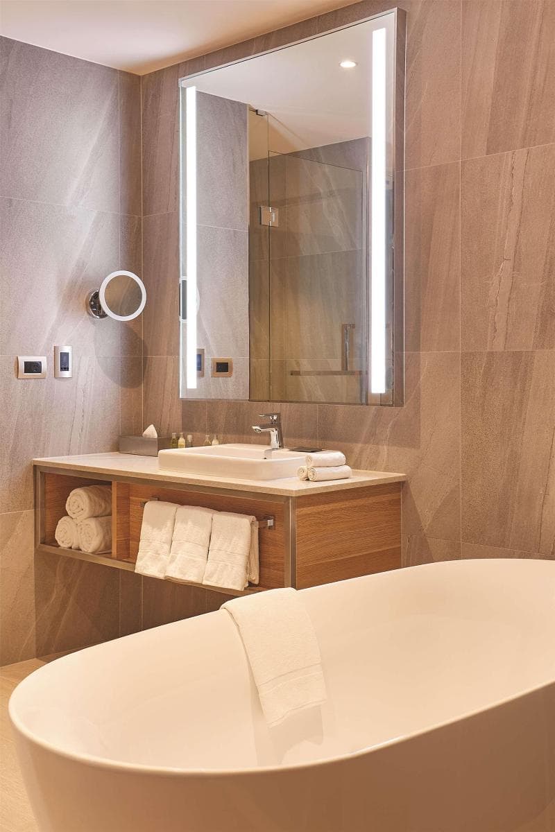 DoubleTree by Hilton Perth Waterfront 4