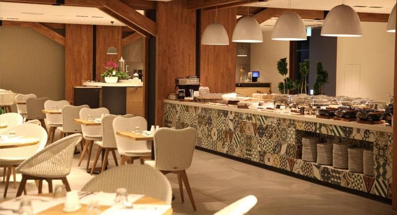 The White Hotel & Resort photo 1