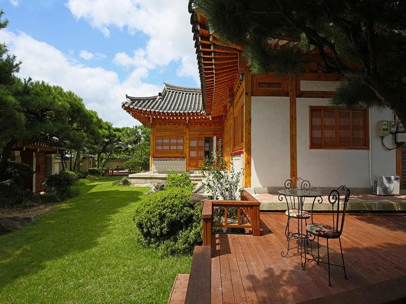 Cheonggong Hanok Stay 5